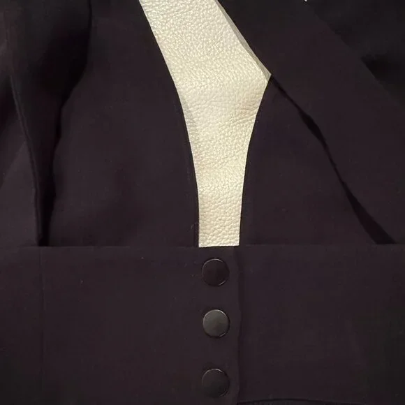 Wilfred (Aritzia) - "Gerland" Black Crop Top - Size 2 - Black - Picture 8 of 11